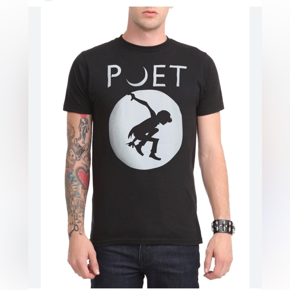 Hot Topic Poet Anderson The dream walker moon jumper black T-shirt medium